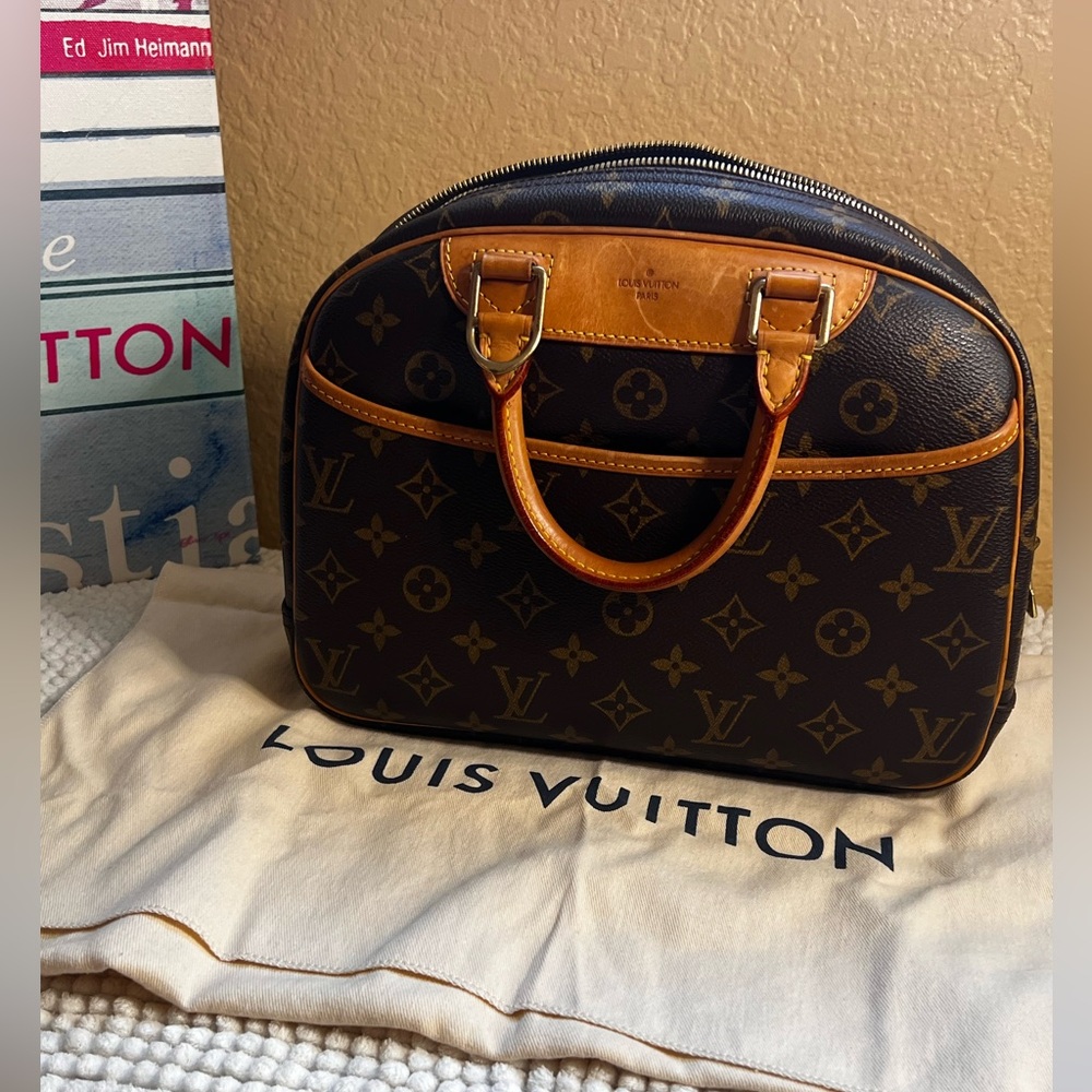‼️SOLD‼️Authentic Louis Vuitton Trouville